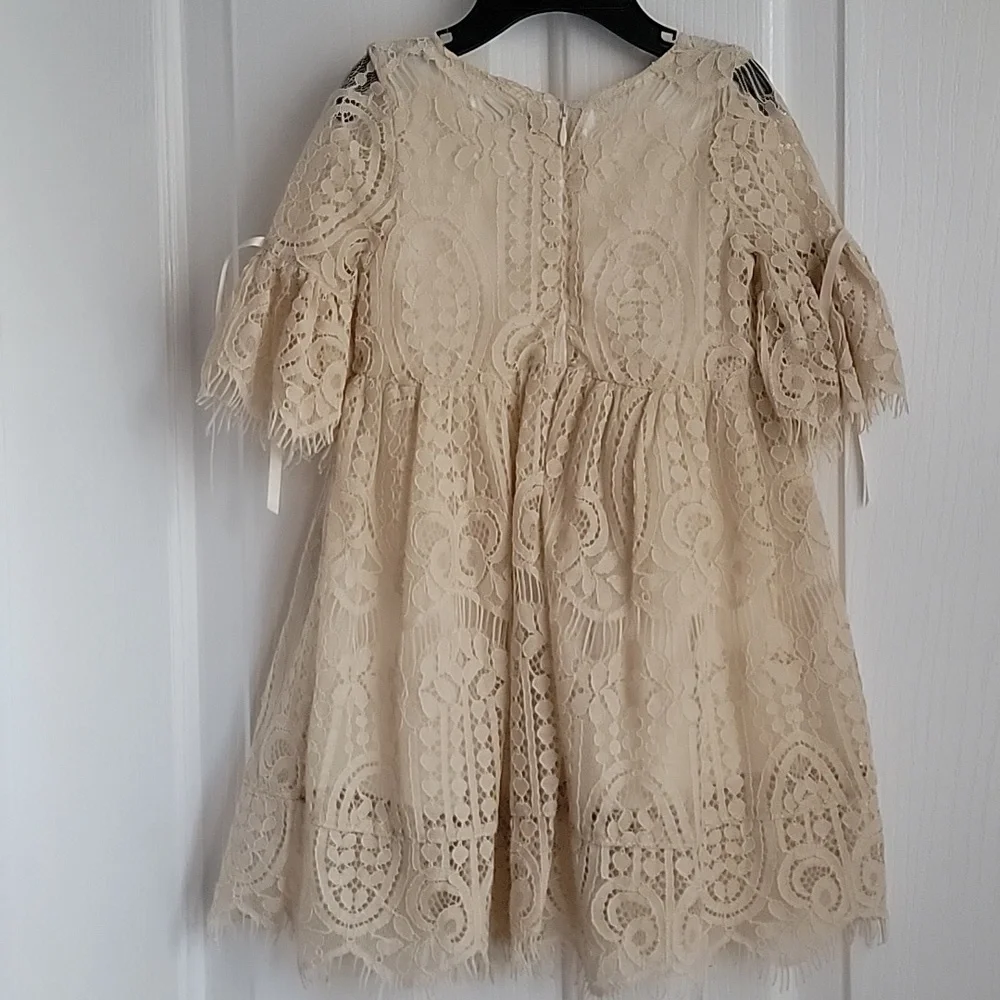 BOUTIQUE TRISH‎ SCULLY Sz 6 12 Months Neutral Beige Portrait Dress Party Lace